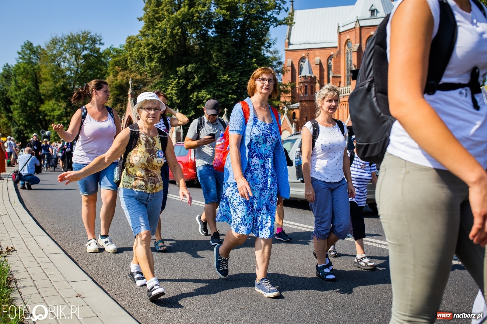 Zdjęcie w galerii na portalu naszraciborz.pl: Raciborska pielgrzymka już w drodze na Jasną Górę [FOTO i WIDEO]  wiadomości z regionu