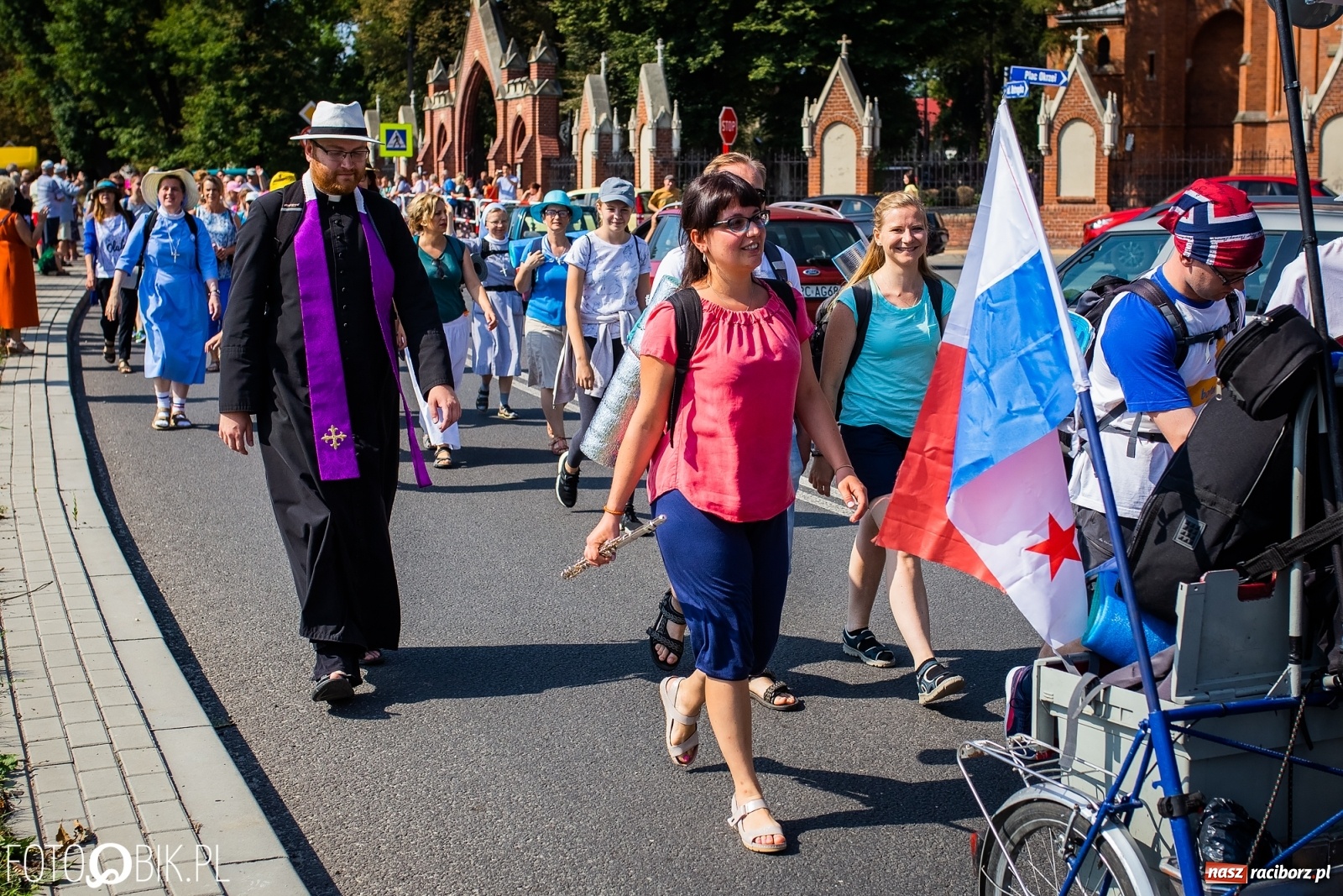Zdjęcie w galerii na portalu naszraciborz.pl: Raciborska pielgrzymka już w drodze na Jasną Górę [FOTO i WIDEO]  wiadomości z regionu