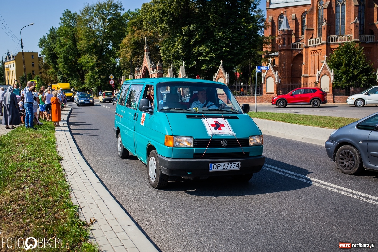 Zdjęcie w galerii na portalu naszraciborz.pl: Raciborska pielgrzymka już w drodze na Jasną Górę [FOTO i WIDEO]  wiadomości z regionu