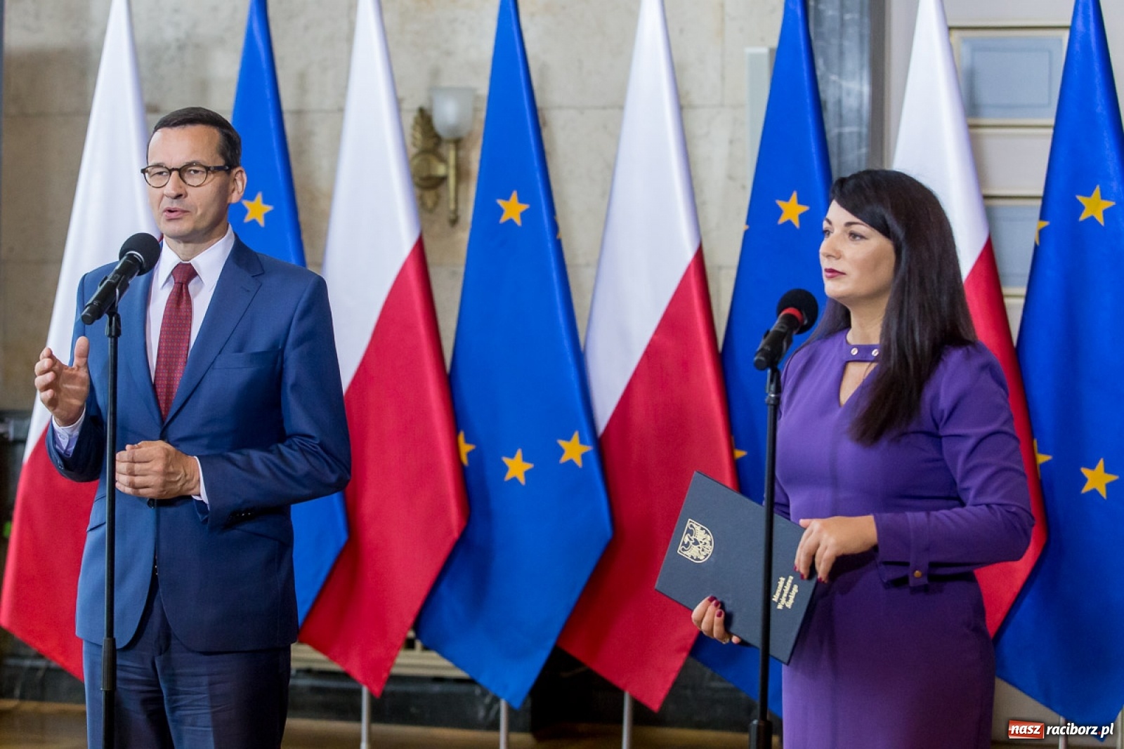 Zdjęcie w galerii na portalu naszraciborz.pl: Umowa na budowę obwodnicy Raciborza podpisana w obecności premiera [FOTO] wiadomości z regionu