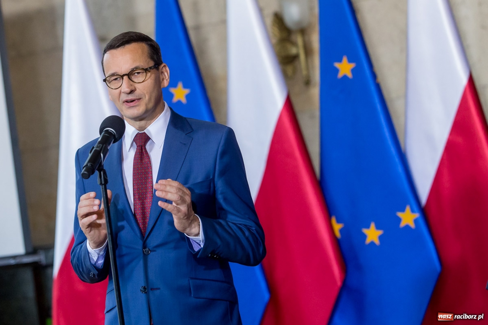 Zdjęcie w galerii na portalu naszraciborz.pl: Umowa na budowę obwodnicy Raciborza podpisana w obecności premiera [FOTO] wiadomości z regionu