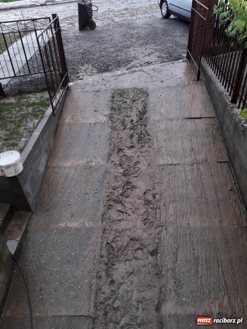 Zdjęcie w galerii na portalu naszraciborz.pl: Nocna nawałnica na Ocicach. Ponad 100 tys. zł strat [FOTO]  wiadomości z regionu