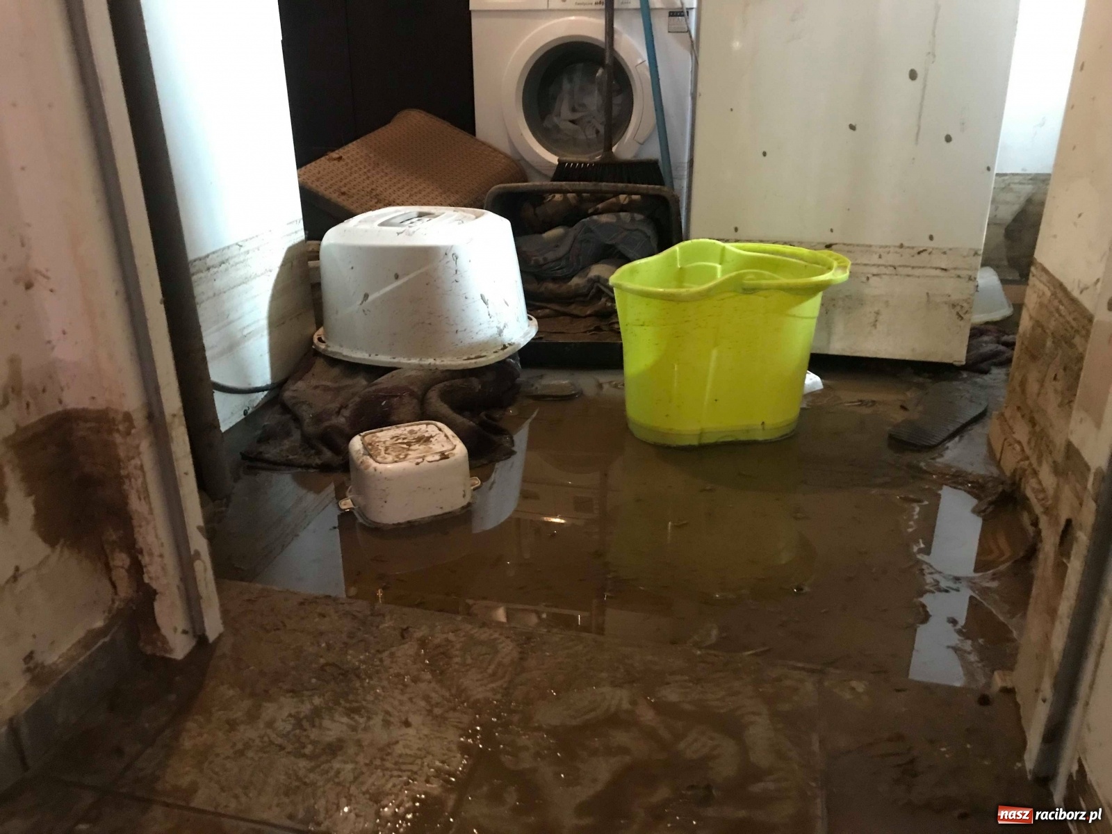 Zdjęcie w galerii na portalu naszraciborz.pl: Nocna nawałnica na Ocicach. Ponad 100 tys. zł strat [FOTO]  wiadomości z regionu