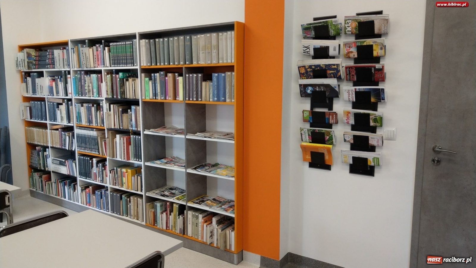 Zdjęcie w galerii na portalu naszraciborz.pl: Biblioteki pięknieją dzięki mieszkańcom Raciborza wiadomości z regionu