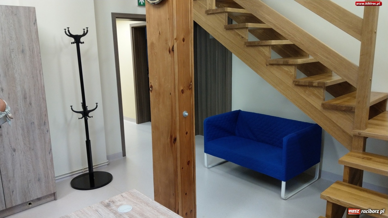 Zdjęcie w galerii na portalu naszraciborz.pl: Biblioteki pięknieją dzięki mieszkańcom Raciborza wiadomości z regionu