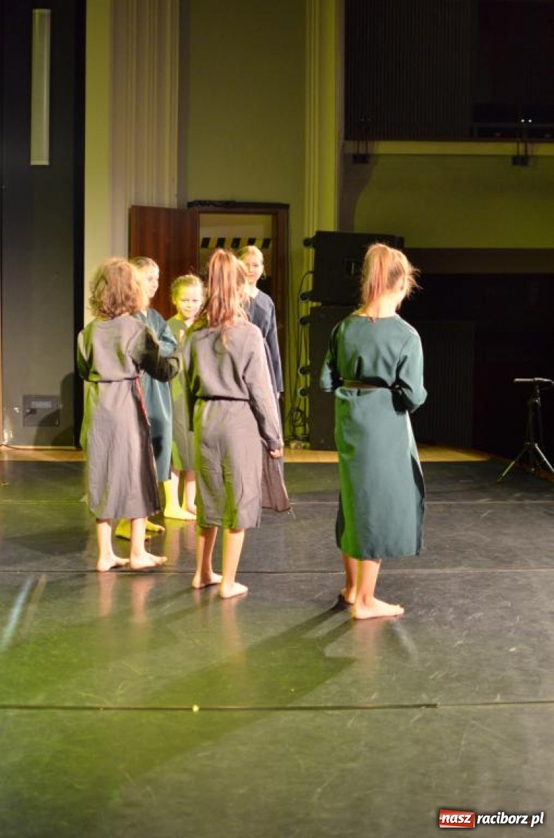 Zdjęcie w galerii na portalu naszraciborz.pl: Wakacje z teatrem na deskach RCK [FOTO] wiadomości z regionu