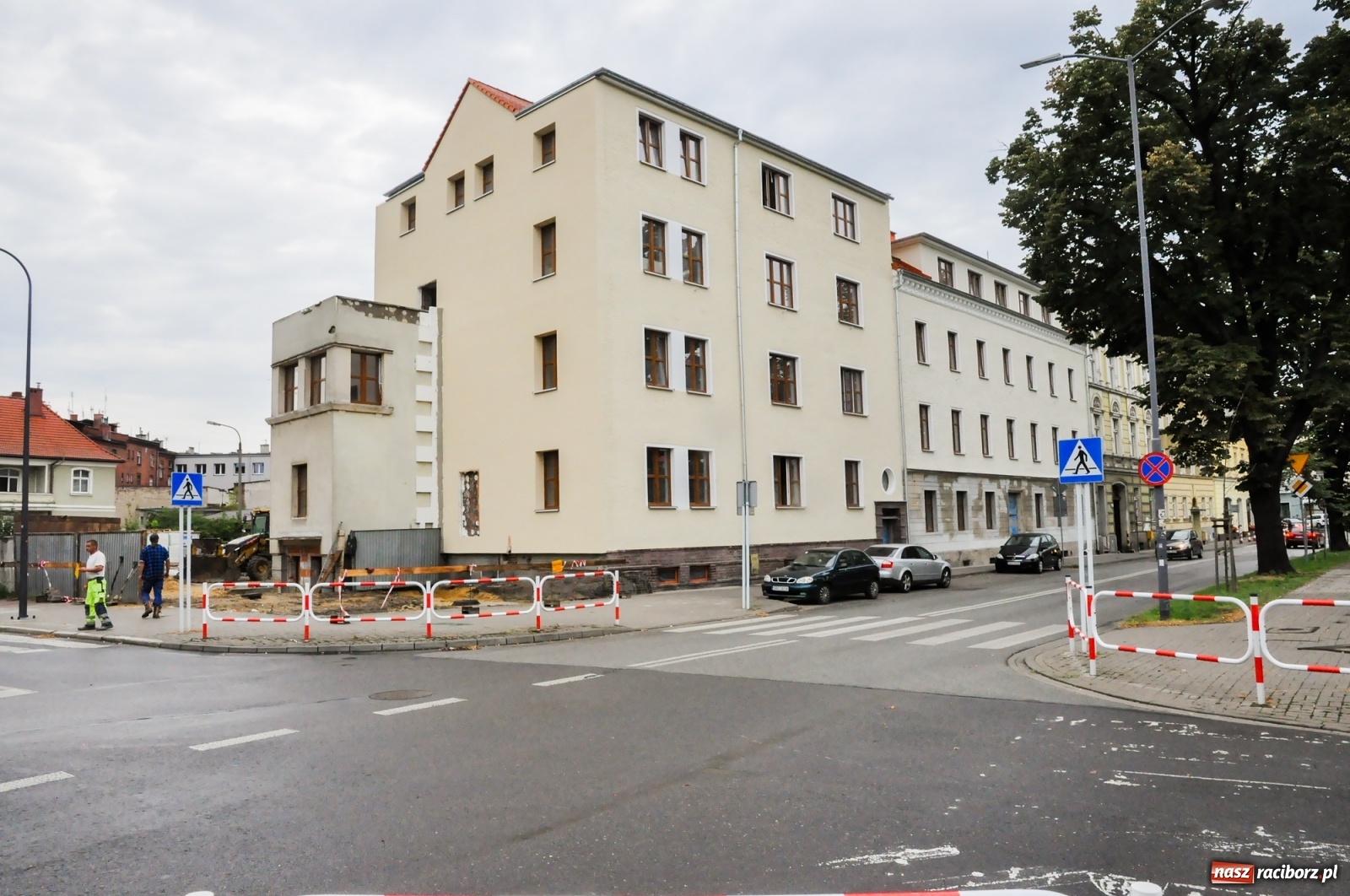 Zdjęcie w galerii na portalu naszraciborz.pl: Nowe życie starej komendy. Kto tu zamieszka? [FOTO] wiadomości z regionu