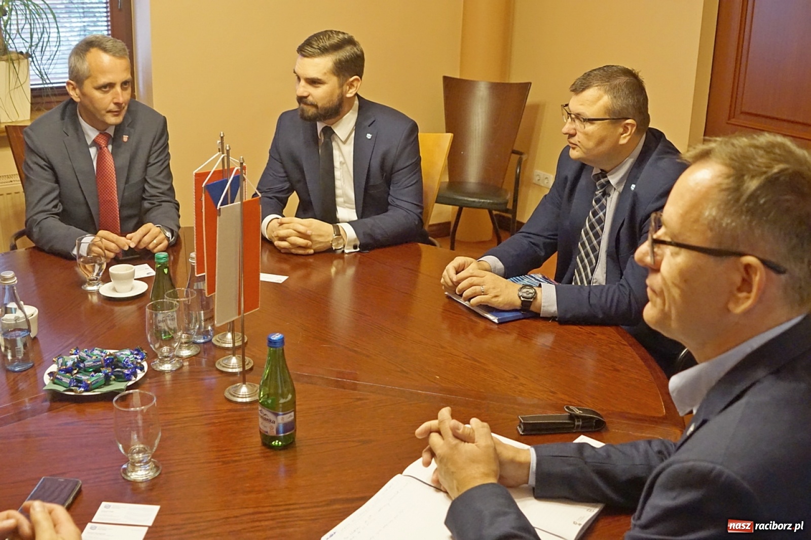 Zdjęcie w galerii na portalu naszraciborz.pl: Rozmowy o ochronie przeciwpowodziowej w Raciborzu  wiadomości z regionu