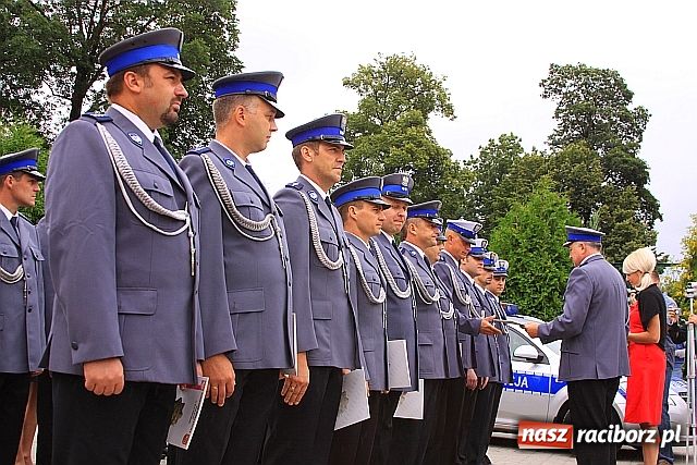 Zdjęcie w galerii na portalu naszraciborz.pl: Prezydencki obraz dla policji wiadomości z regionu