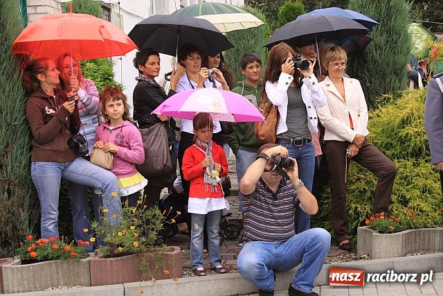 Zdjęcie w galerii na portalu naszraciborz.pl: Prezydencki obraz dla policji wiadomości z regionu