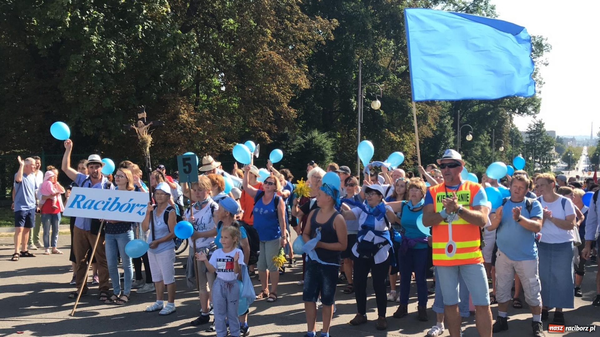 Zdjęcie w galerii na portalu naszraciborz.pl: Pielgrzymi z Raciborza dotarli na Jasną Górę [FOTO i WIDEO]  wiadomości z regionu