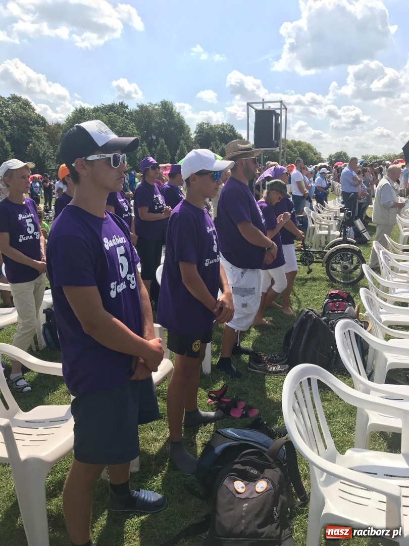 Zdjęcie w galerii na portalu naszraciborz.pl: Pielgrzymi z Raciborza dotarli na Jasną Górę [FOTO i WIDEO]  wiadomości z regionu