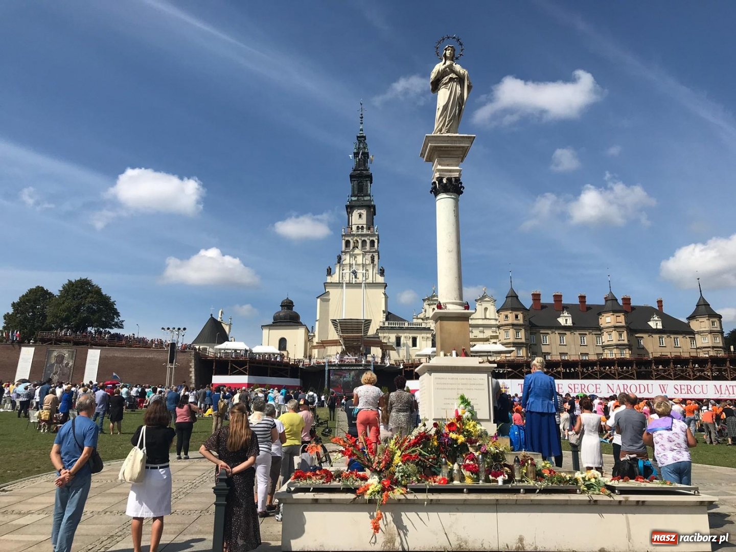 Zdjęcie w galerii na portalu naszraciborz.pl: Pielgrzymi z Raciborza dotarli na Jasną Górę [FOTO i WIDEO]  wiadomości z regionu
