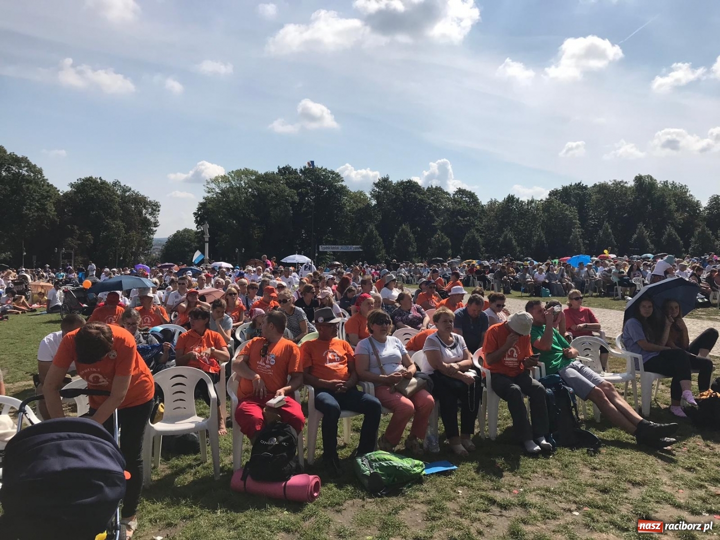 Zdjęcie w galerii na portalu naszraciborz.pl: Pielgrzymi z Raciborza dotarli na Jasną Górę [FOTO i WIDEO]  wiadomości z regionu