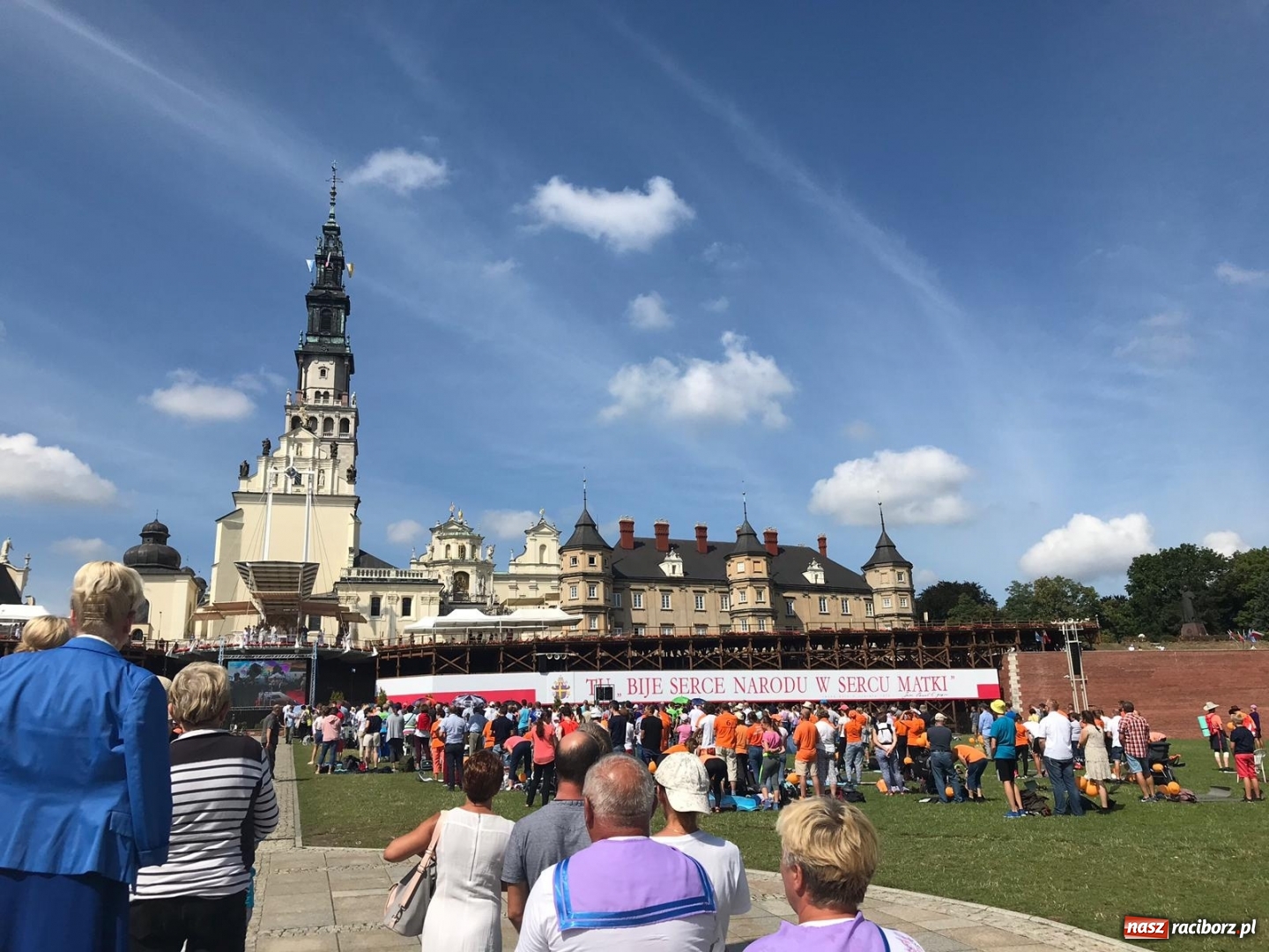 Zdjęcie w galerii na portalu naszraciborz.pl: Pielgrzymi z Raciborza dotarli na Jasną Górę [FOTO i WIDEO]  wiadomości z regionu