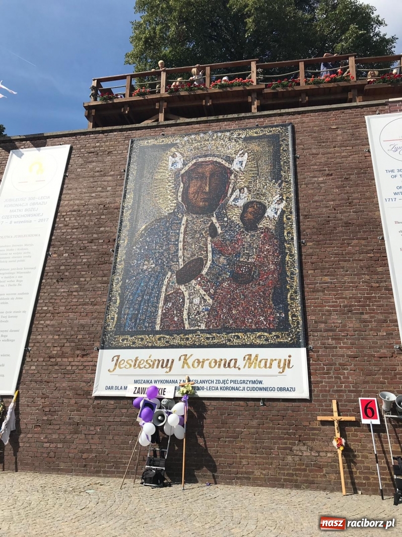Zdjęcie w galerii na portalu naszraciborz.pl: Pielgrzymi z Raciborza dotarli na Jasną Górę [FOTO i WIDEO]  wiadomości z regionu