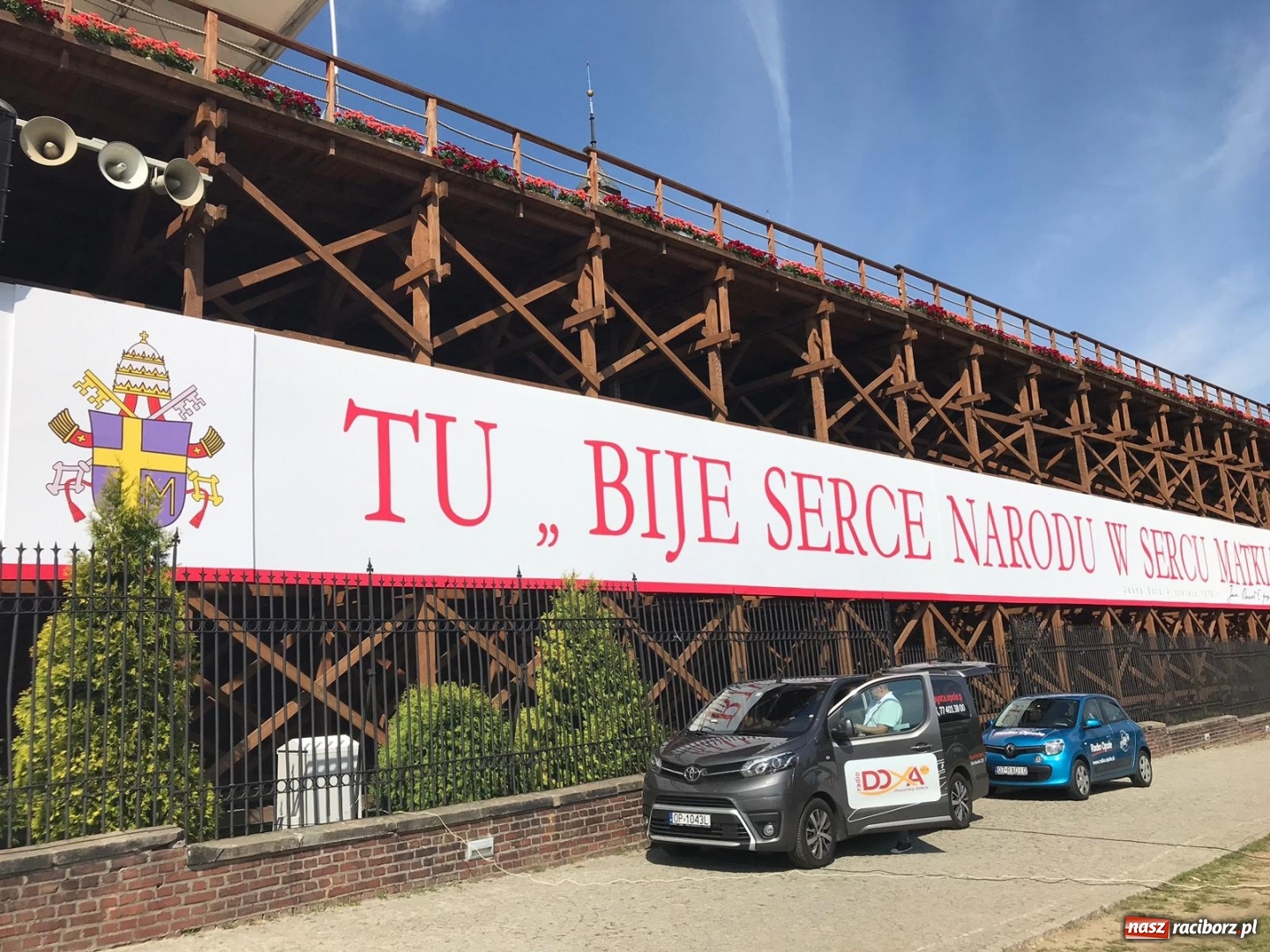 Zdjęcie w galerii na portalu naszraciborz.pl: Pielgrzymi z Raciborza dotarli na Jasną Górę [FOTO i WIDEO]  wiadomości z regionu