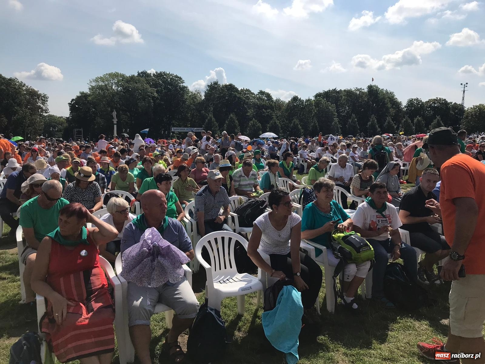 Zdjęcie w galerii na portalu naszraciborz.pl: Pielgrzymi z Raciborza dotarli na Jasną Górę [FOTO i WIDEO]  wiadomości z regionu