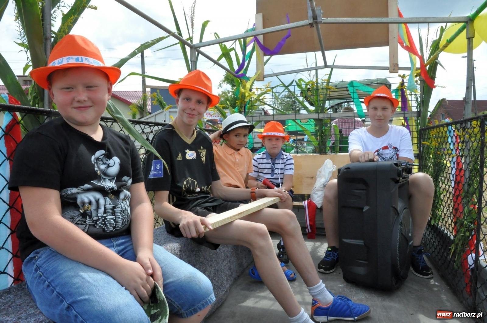 Zdjęcie w galerii na portalu naszraciborz.pl: Łańce rozpoczęły sezon dożynkowy na Raciborszczyźnie [FOTO i WIDEO] wiadomości z regionu