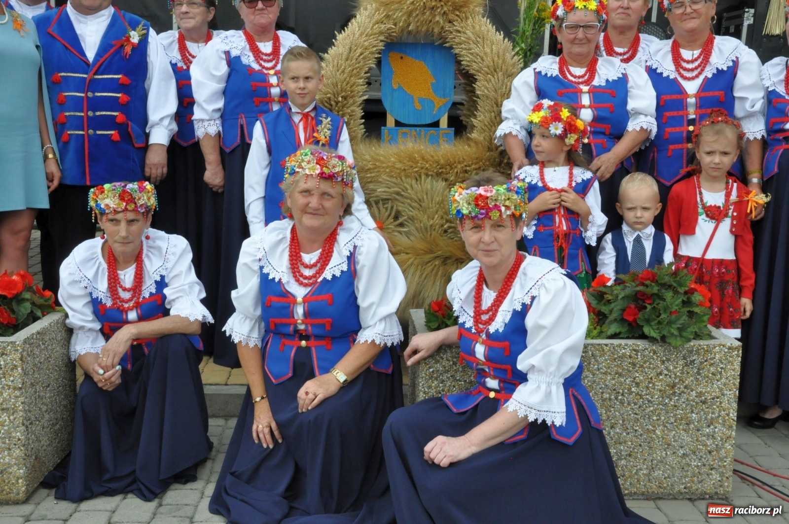 Zdjęcie w galerii na portalu naszraciborz.pl: Łańce rozpoczęły sezon dożynkowy na Raciborszczyźnie [FOTO i WIDEO] wiadomości z regionu