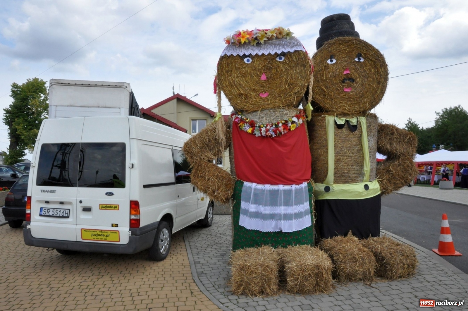 Zdjęcie w galerii na portalu naszraciborz.pl: Łańce rozpoczęły sezon dożynkowy na Raciborszczyźnie [FOTO i WIDEO] wiadomości z regionu