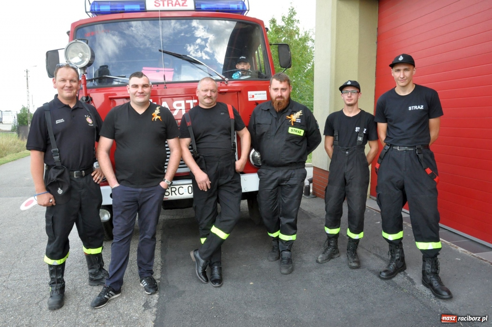 Zdjęcie w galerii na portalu naszraciborz.pl: Łańce rozpoczęły sezon dożynkowy na Raciborszczyźnie [FOTO i WIDEO] wiadomości z regionu