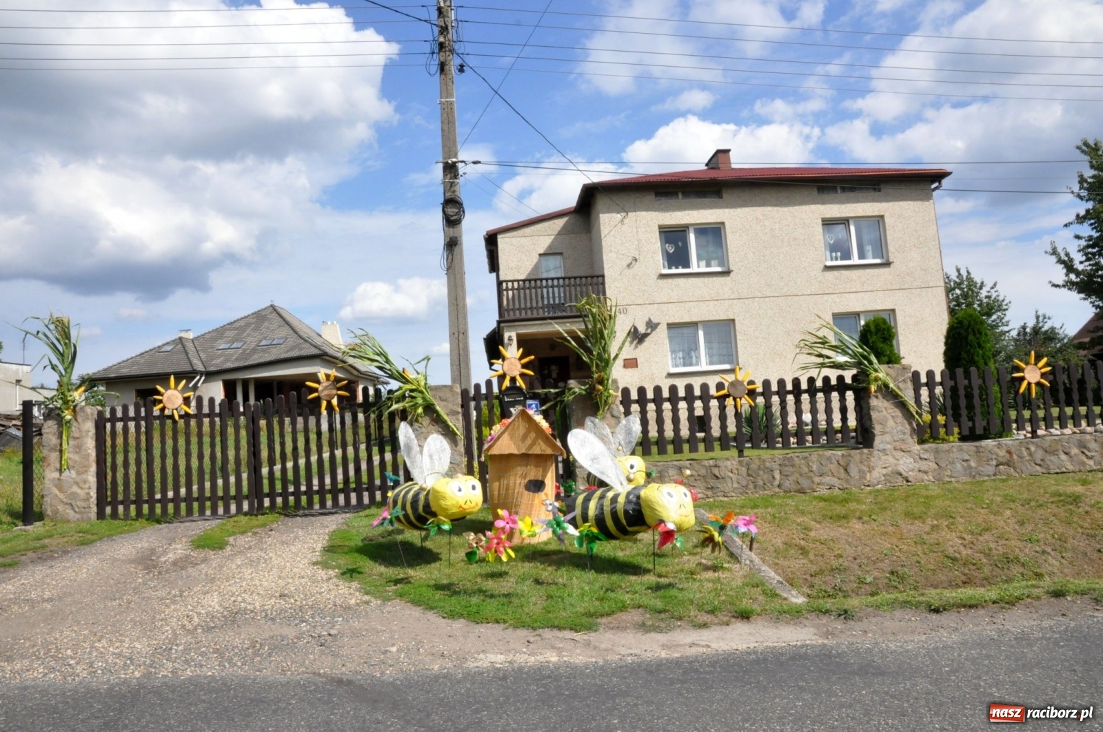 Zdjęcie w galerii na portalu naszraciborz.pl: Łańce rozpoczęły sezon dożynkowy na Raciborszczyźnie [FOTO i WIDEO] wiadomości z regionu