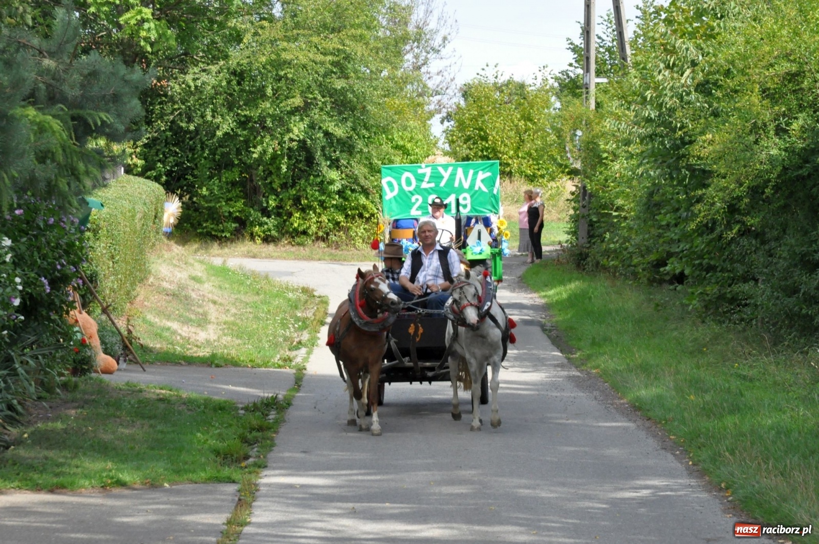 Zdjęcie w galerii na portalu naszraciborz.pl: Łańce rozpoczęły sezon dożynkowy na Raciborszczyźnie [FOTO i WIDEO] wiadomości z regionu