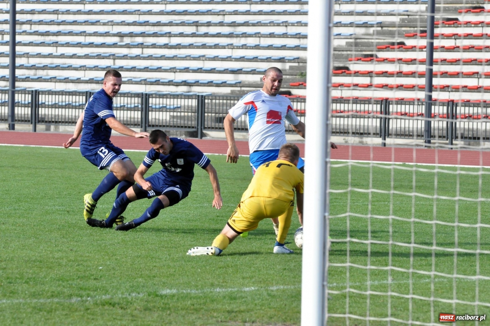 Zdjęcie w galerii na portalu naszraciborz.pl: Unia Racibórz remisuje z LKS Nędza [FOTO i WIDEO] wiadomości z regionu