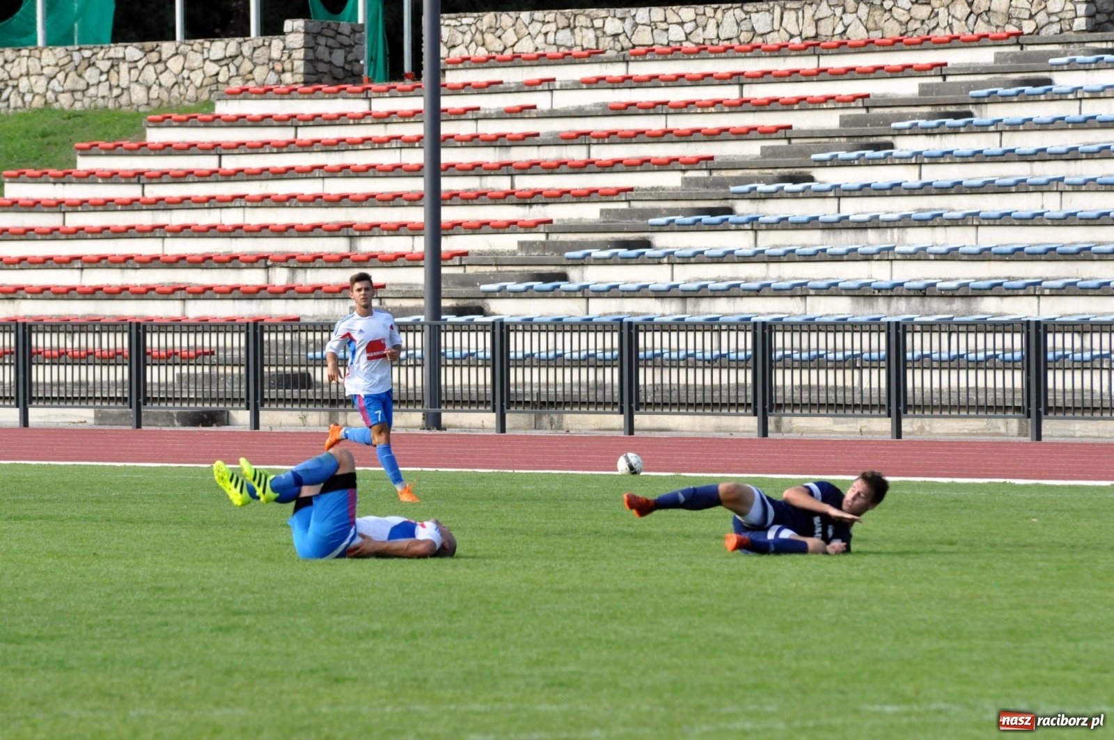 Zdjęcie w galerii na portalu naszraciborz.pl: Unia Racibórz remisuje z LKS Nędza [FOTO i WIDEO] wiadomości z regionu