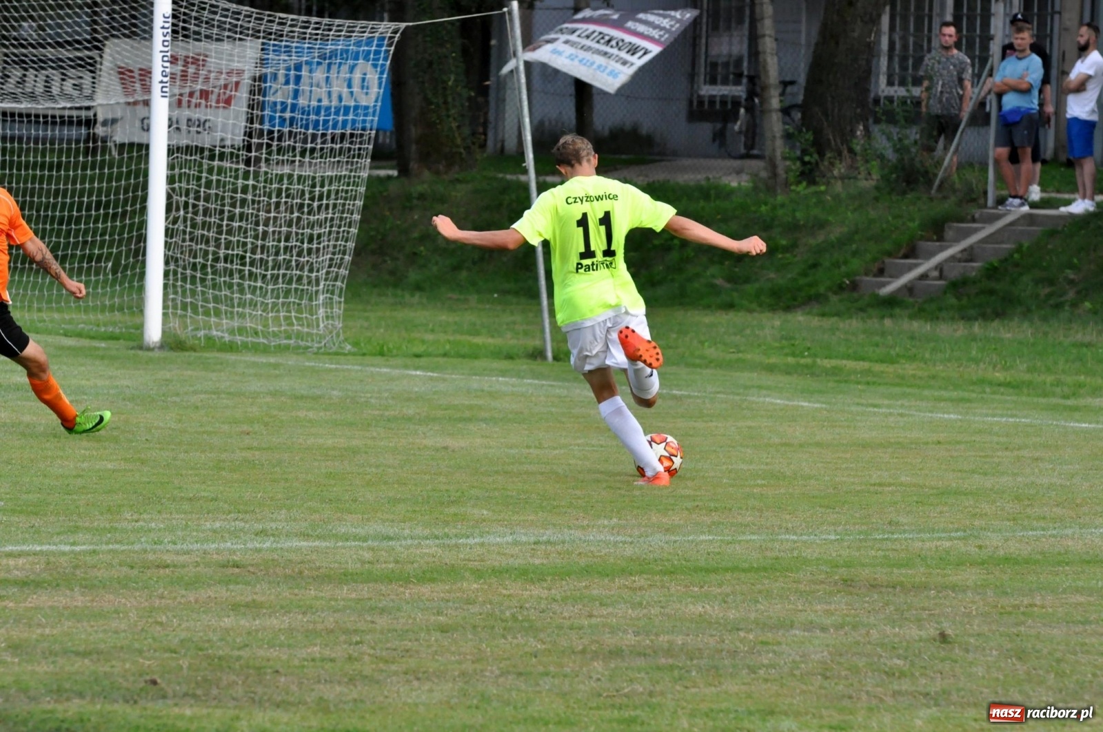 Zdjęcie w galerii na portalu naszraciborz.pl: KS Rafako w poważnym kryzysie. Poległo z Czyżowicami [FOTO i WIDEO] wiadomości z regionu