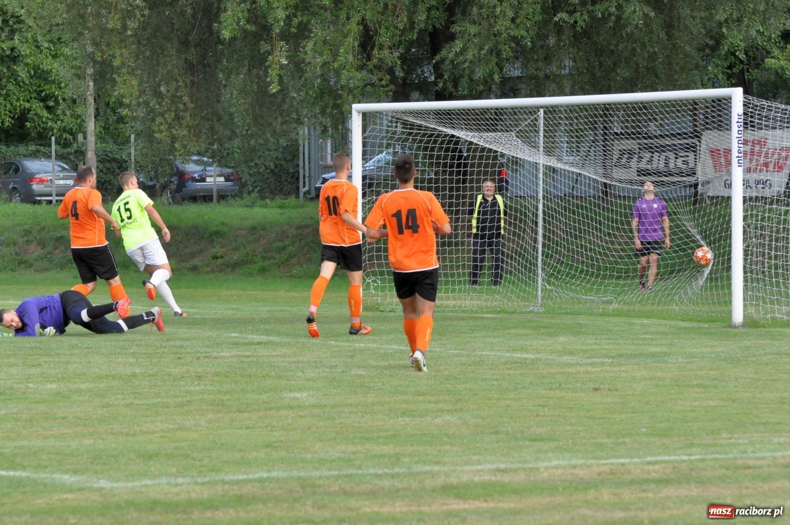 Zdjęcie w galerii na portalu naszraciborz.pl: KS Rafako w poważnym kryzysie. Poległo z Czyżowicami [FOTO i WIDEO] wiadomości z regionu