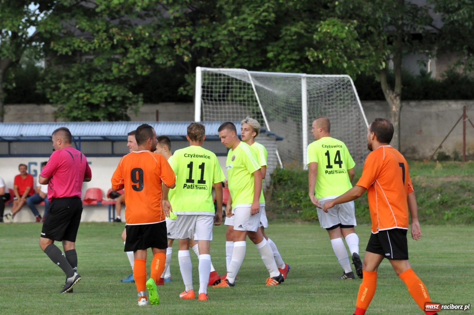 Zdjęcie w galerii na portalu naszraciborz.pl: KS Rafako w poważnym kryzysie. Poległo z Czyżowicami [FOTO i WIDEO] wiadomości z regionu