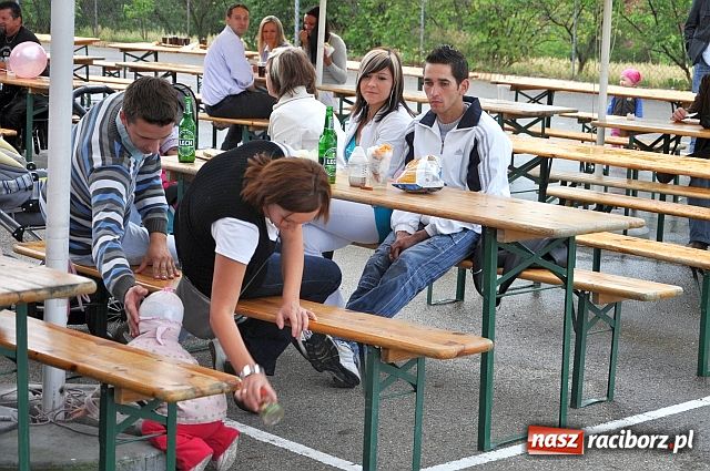 Zdjęcie w galerii na portalu naszraciborz.pl: Biskup święcił pojazdy z trójkołowca wiadomości z regionu