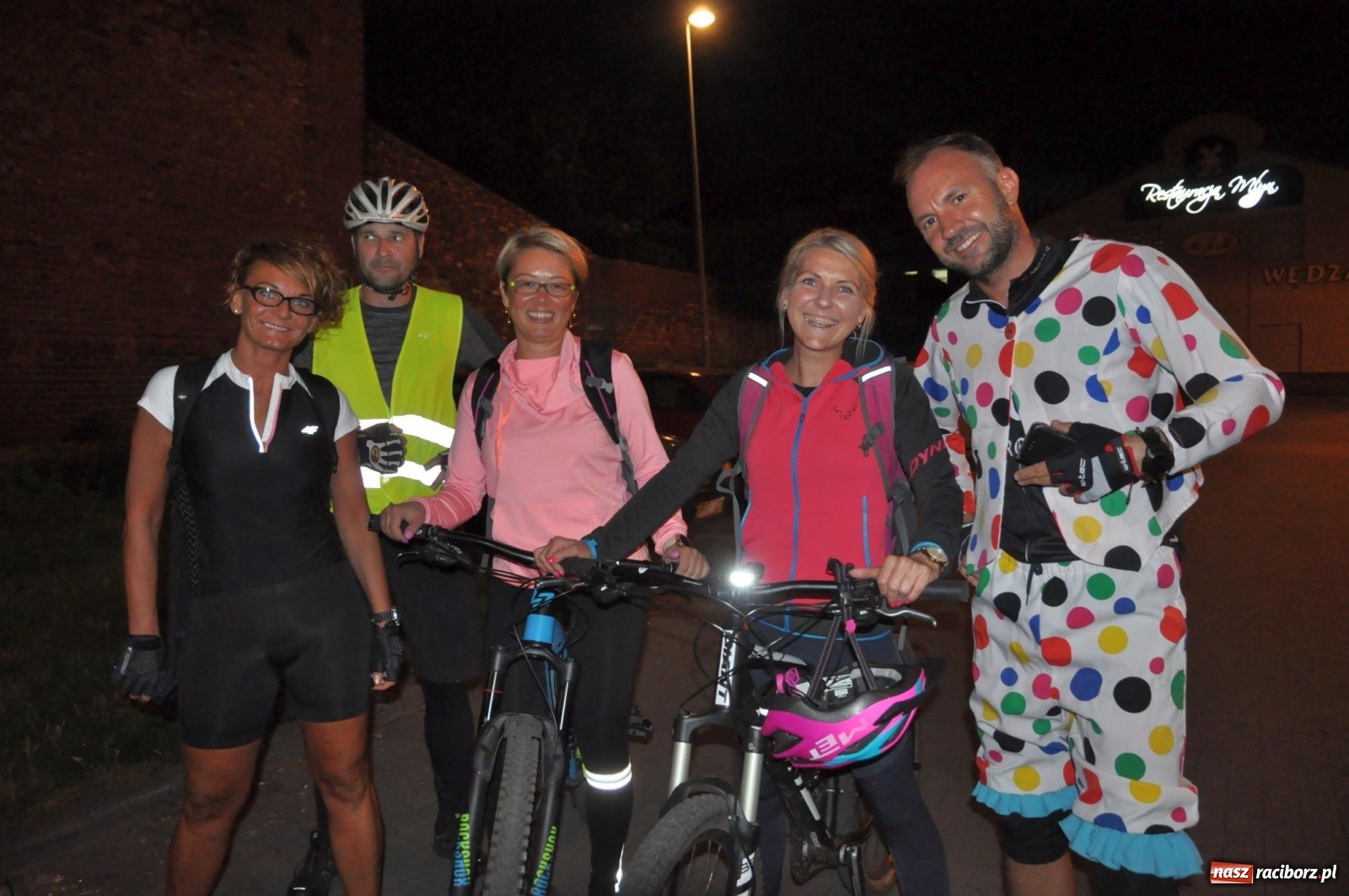 Zdjęcie w galerii na portalu naszraciborz.pl: I Raciborska Nocka Rowerowa [FOTO i WIDEO]  wiadomości z regionu