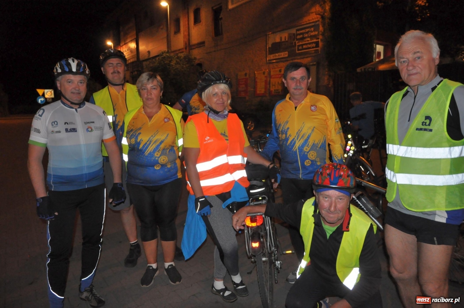 Zdjęcie w galerii na portalu naszraciborz.pl: I Raciborska Nocka Rowerowa [FOTO i WIDEO]  wiadomości z regionu