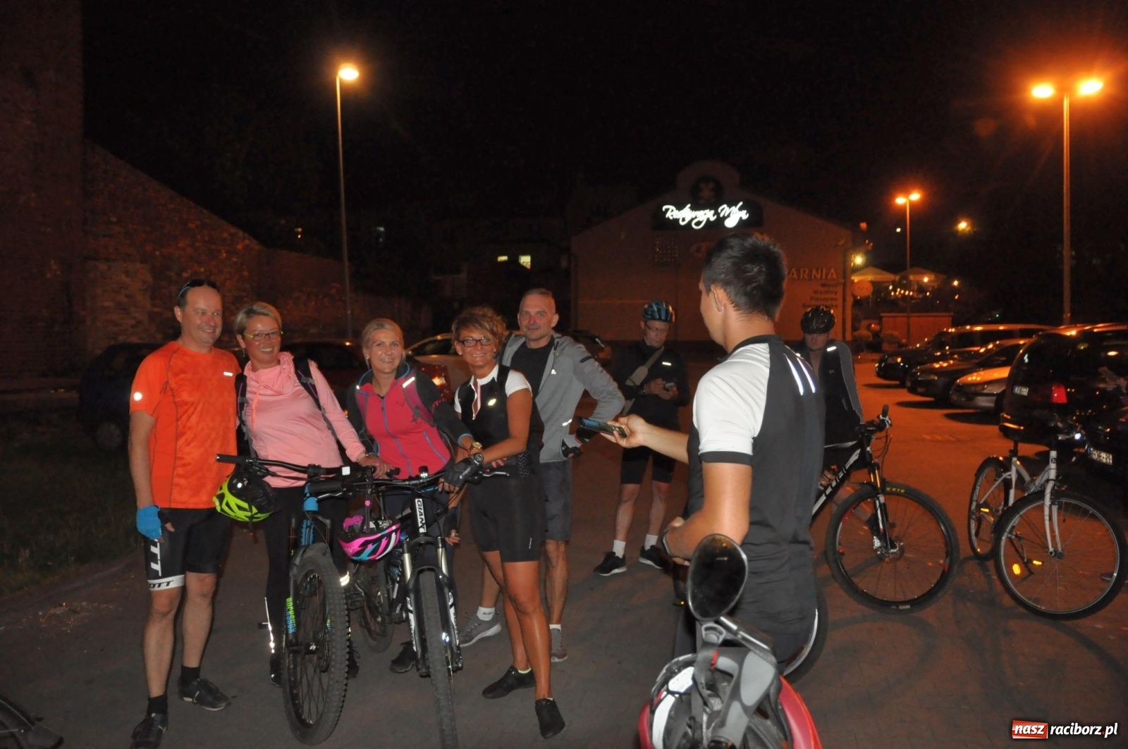 Zdjęcie w galerii na portalu naszraciborz.pl: I Raciborska Nocka Rowerowa [FOTO i WIDEO]  wiadomości z regionu