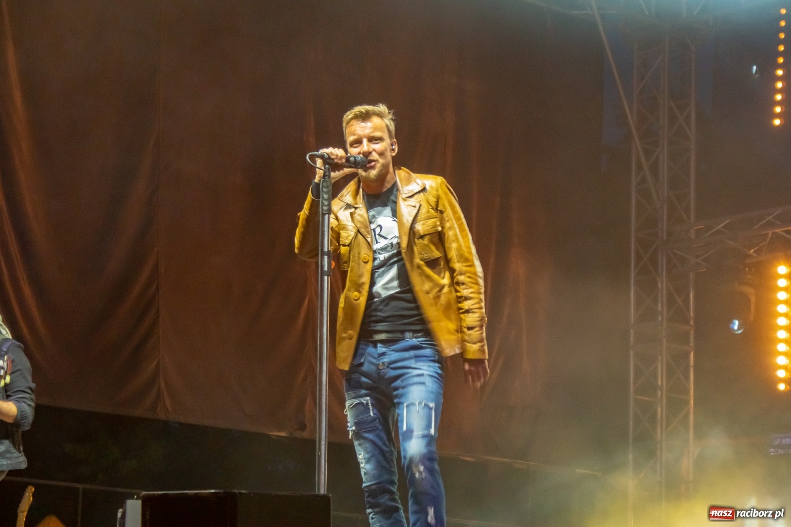 Zdjęcie w galerii na portalu naszraciborz.pl: Memoriał 2019: Feel porwał raciborzan do zabawy [FOTO i WIDEO] wiadomości z regionu