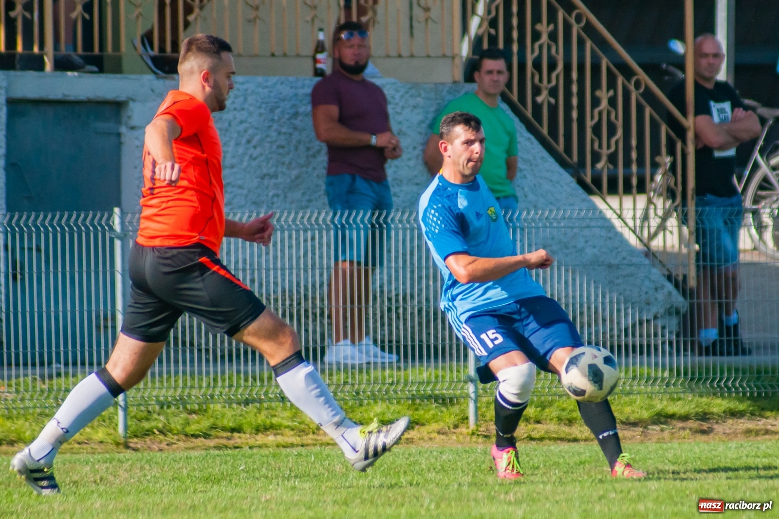 Zdjęcie w galerii na portalu naszraciborz.pl: Jak Feniks z popiołów. Chałupki pokonały Rudy [FOTO i WIDEO] wiadomości z regionu