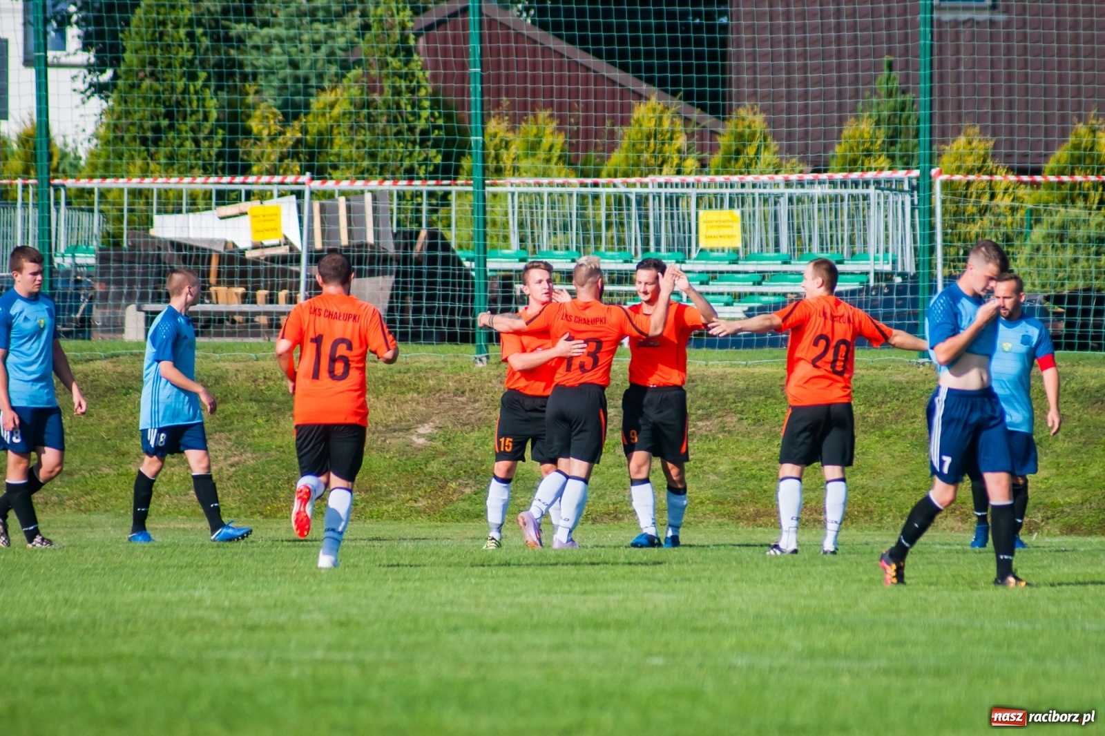 Zdjęcie w galerii na portalu naszraciborz.pl: Jak Feniks z popiołów. Chałupki pokonały Rudy [FOTO i WIDEO] wiadomości z regionu