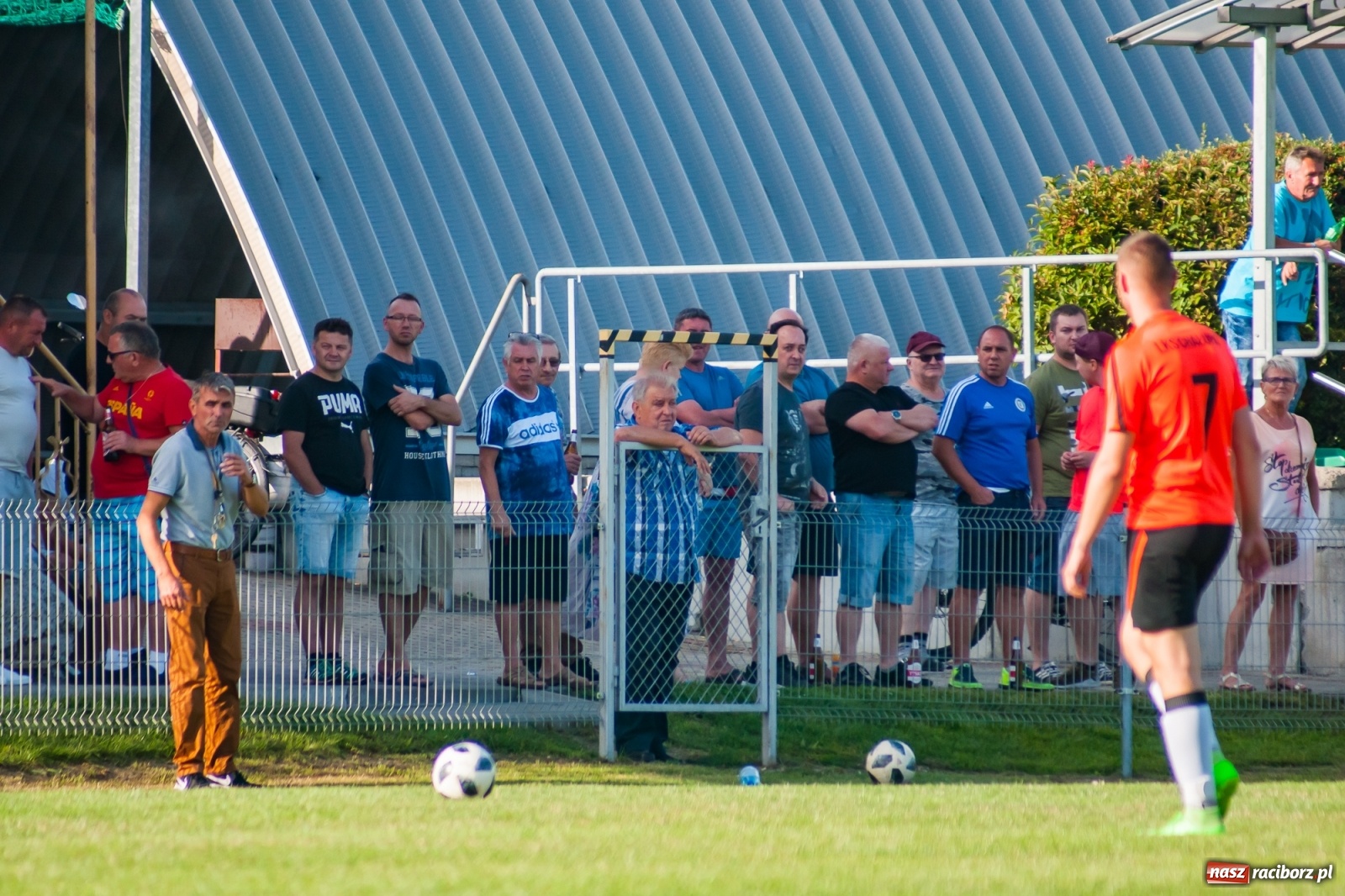 Zdjęcie w galerii na portalu naszraciborz.pl: Jak Feniks z popiołów. Chałupki pokonały Rudy [FOTO i WIDEO] wiadomości z regionu