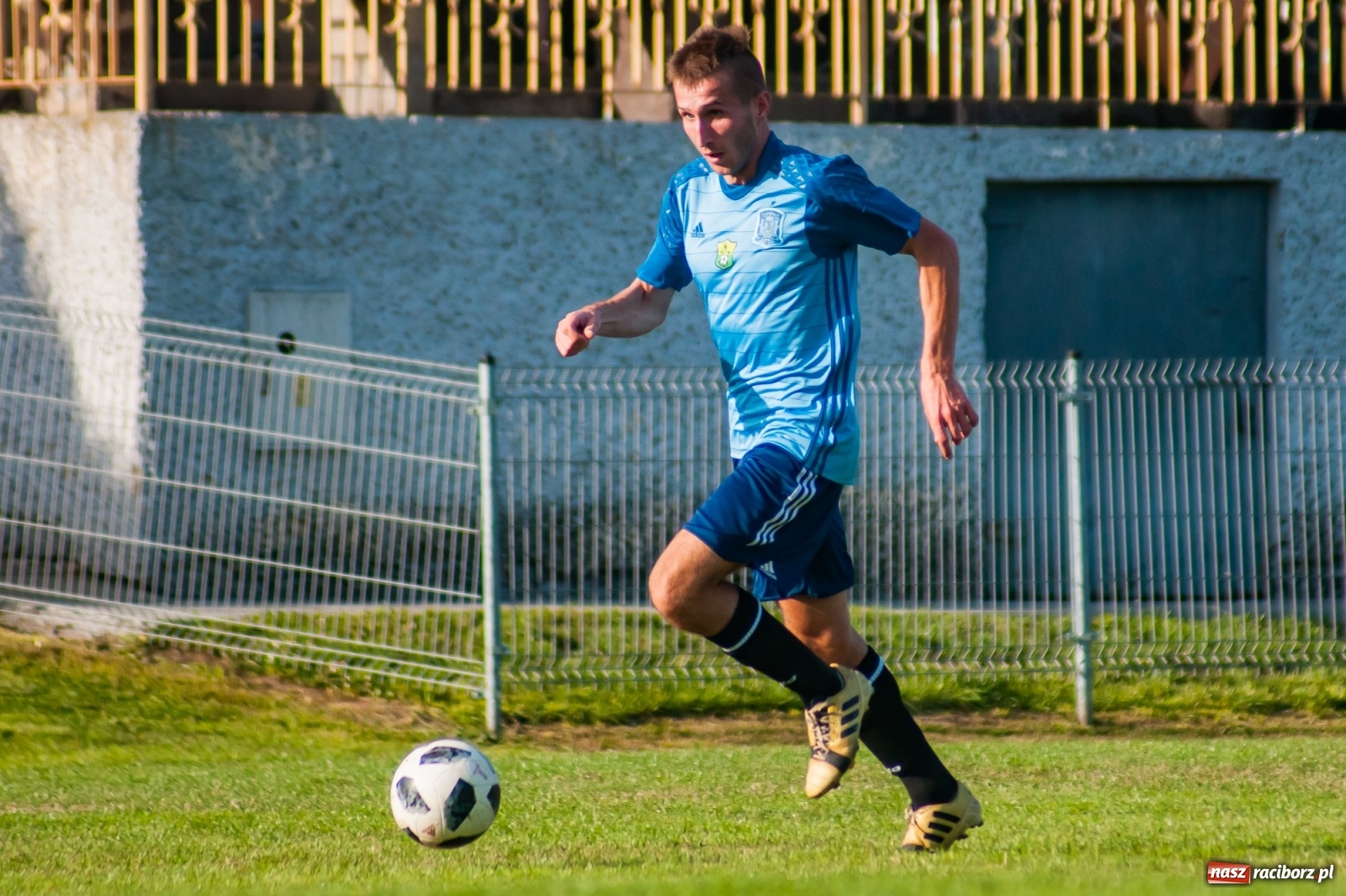 Zdjęcie w galerii na portalu naszraciborz.pl: Jak Feniks z popiołów. Chałupki pokonały Rudy [FOTO i WIDEO] wiadomości z regionu