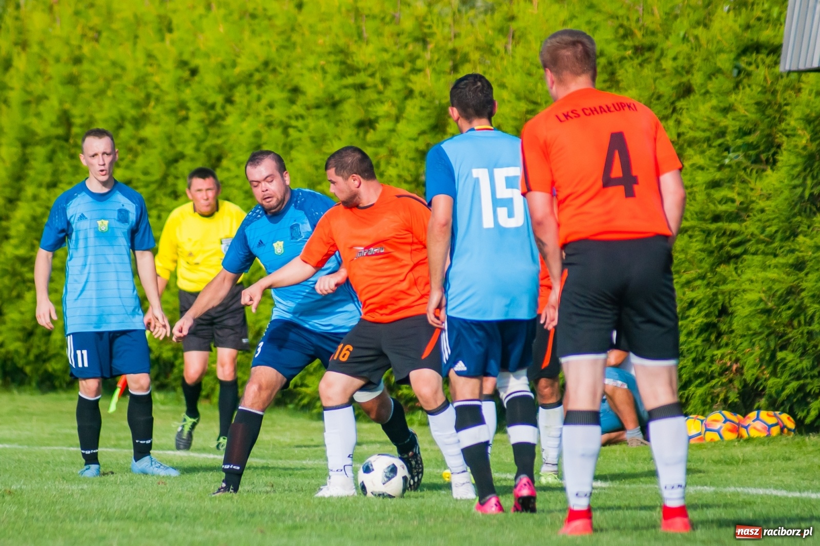 Zdjęcie w galerii na portalu naszraciborz.pl: Jak Feniks z popiołów. Chałupki pokonały Rudy [FOTO i WIDEO] wiadomości z regionu