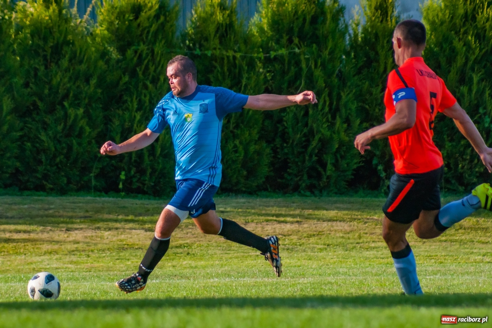 Zdjęcie w galerii na portalu naszraciborz.pl: Jak Feniks z popiołów. Chałupki pokonały Rudy [FOTO i WIDEO] wiadomości z regionu