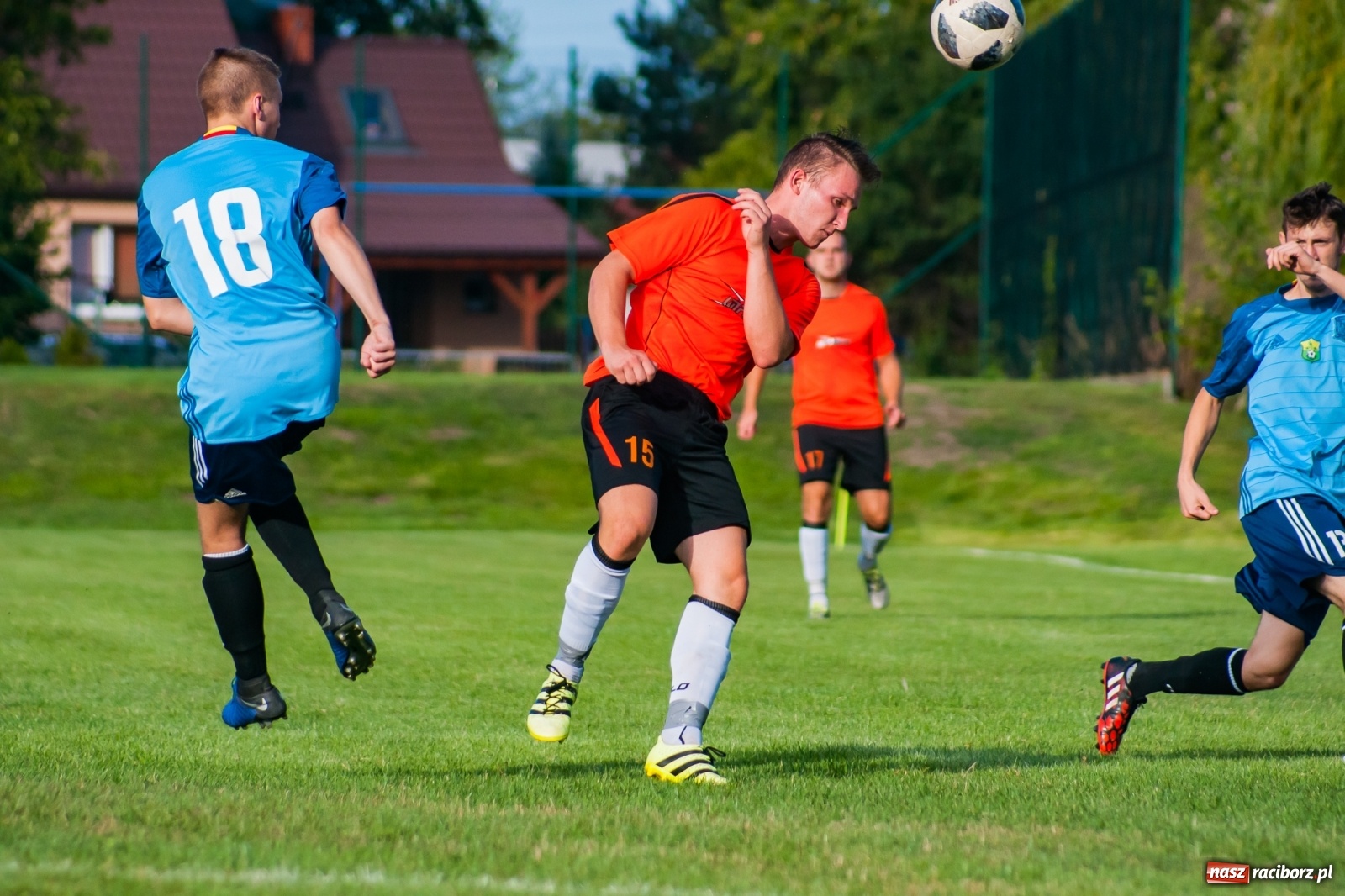 Zdjęcie w galerii na portalu naszraciborz.pl: Jak Feniks z popiołów. Chałupki pokonały Rudy [FOTO i WIDEO] wiadomości z regionu