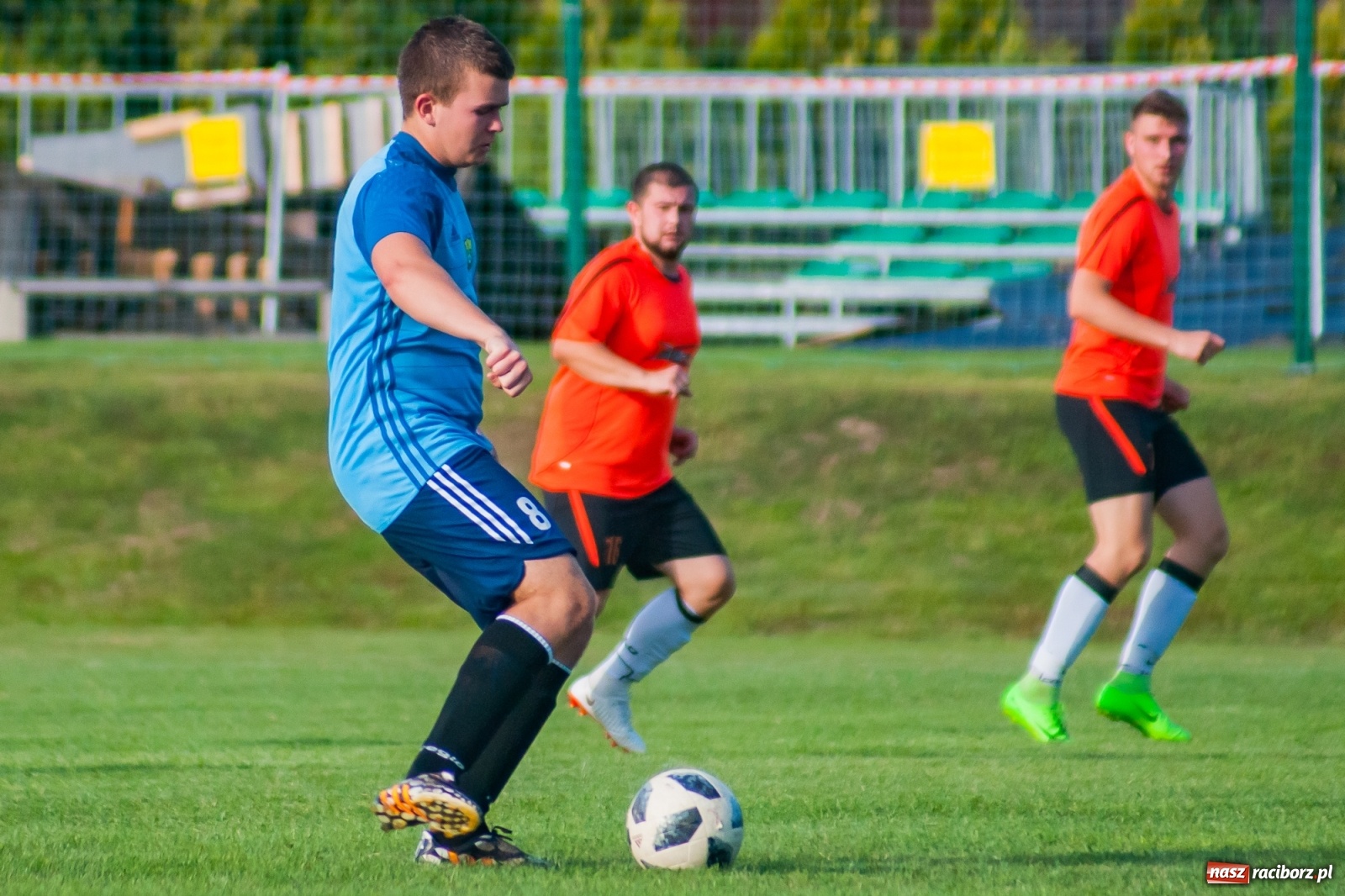 Zdjęcie w galerii na portalu naszraciborz.pl: Jak Feniks z popiołów. Chałupki pokonały Rudy [FOTO i WIDEO] wiadomości z regionu
