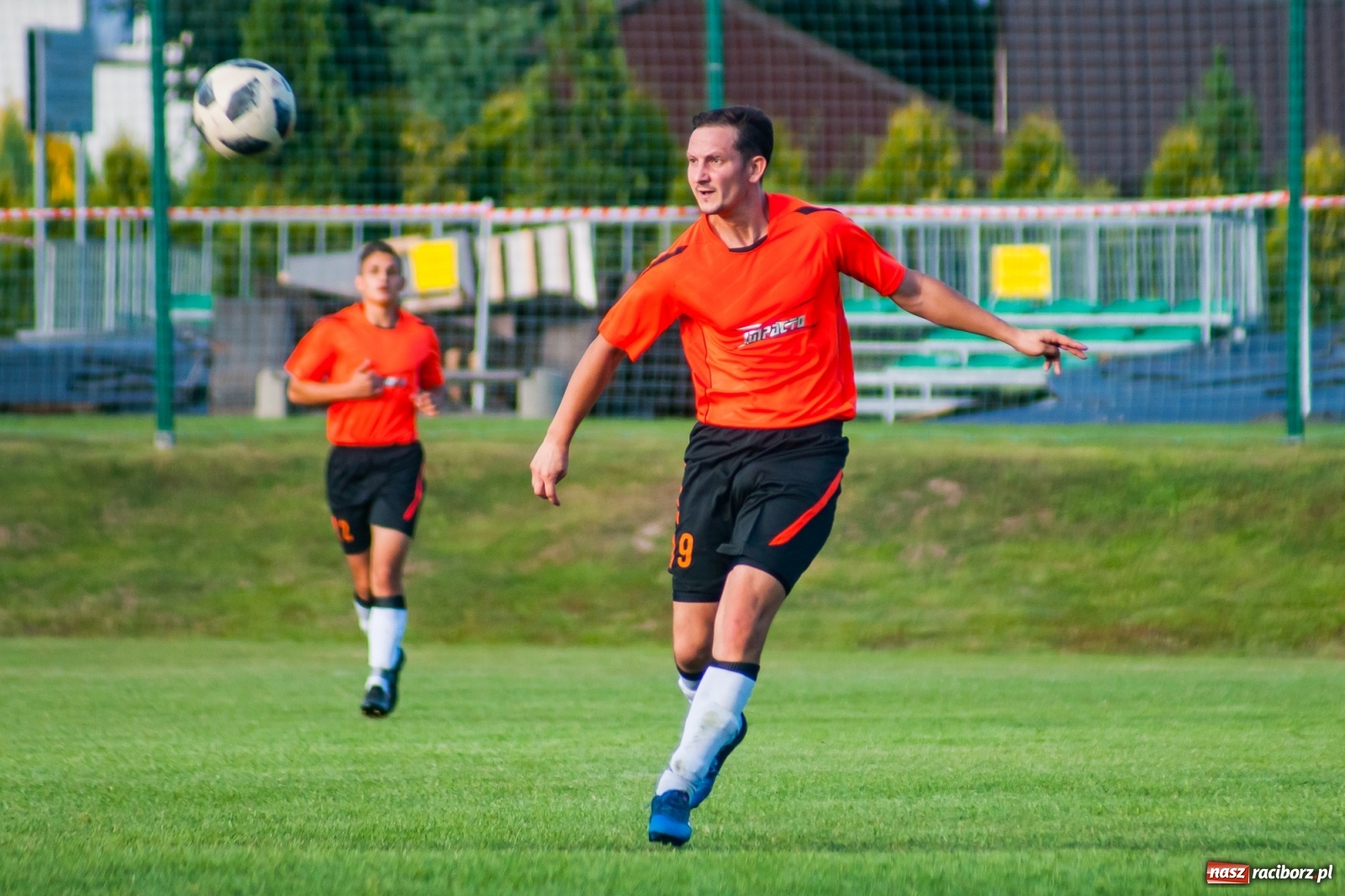 Zdjęcie w galerii na portalu naszraciborz.pl: Jak Feniks z popiołów. Chałupki pokonały Rudy [FOTO i WIDEO] wiadomości z regionu