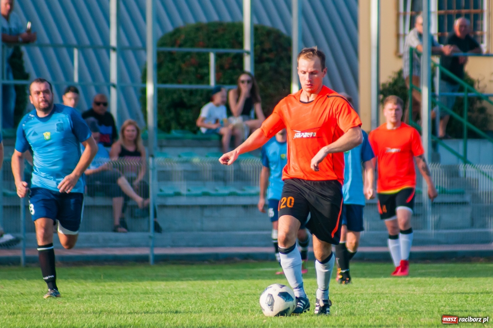 Zdjęcie w galerii na portalu naszraciborz.pl: Jak Feniks z popiołów. Chałupki pokonały Rudy [FOTO i WIDEO] wiadomości z regionu