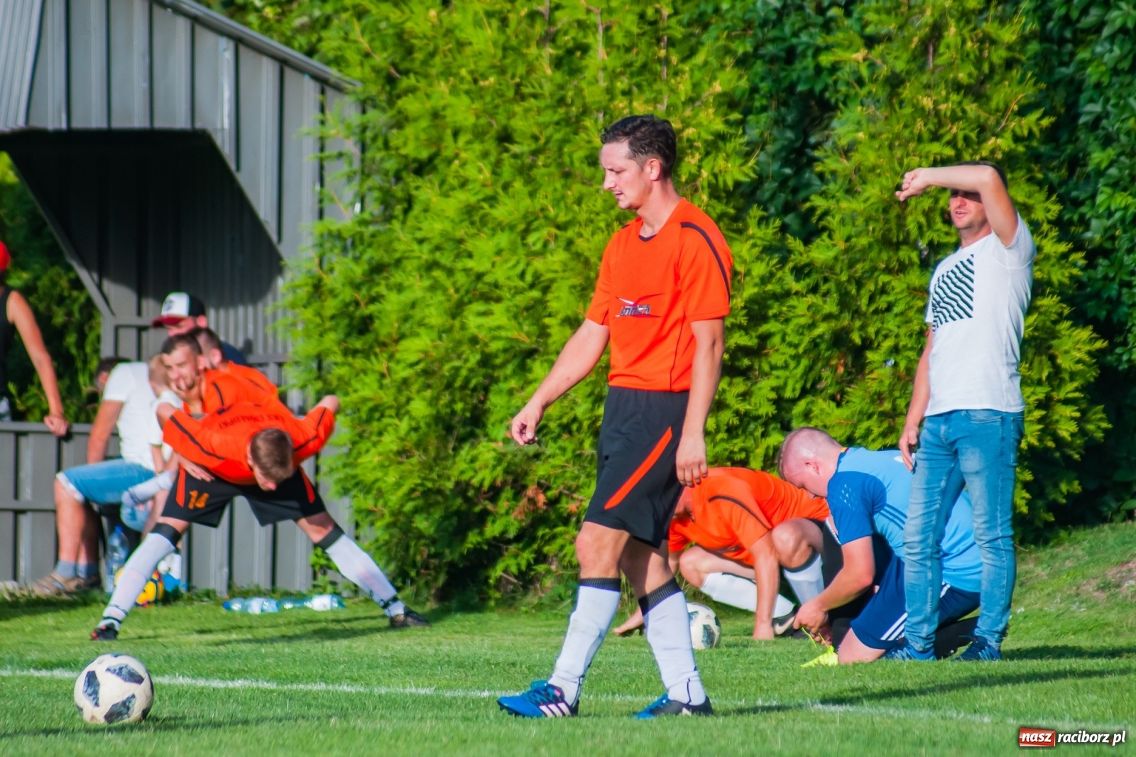 Zdjęcie w galerii na portalu naszraciborz.pl: Jak Feniks z popiołów. Chałupki pokonały Rudy [FOTO i WIDEO] wiadomości z regionu