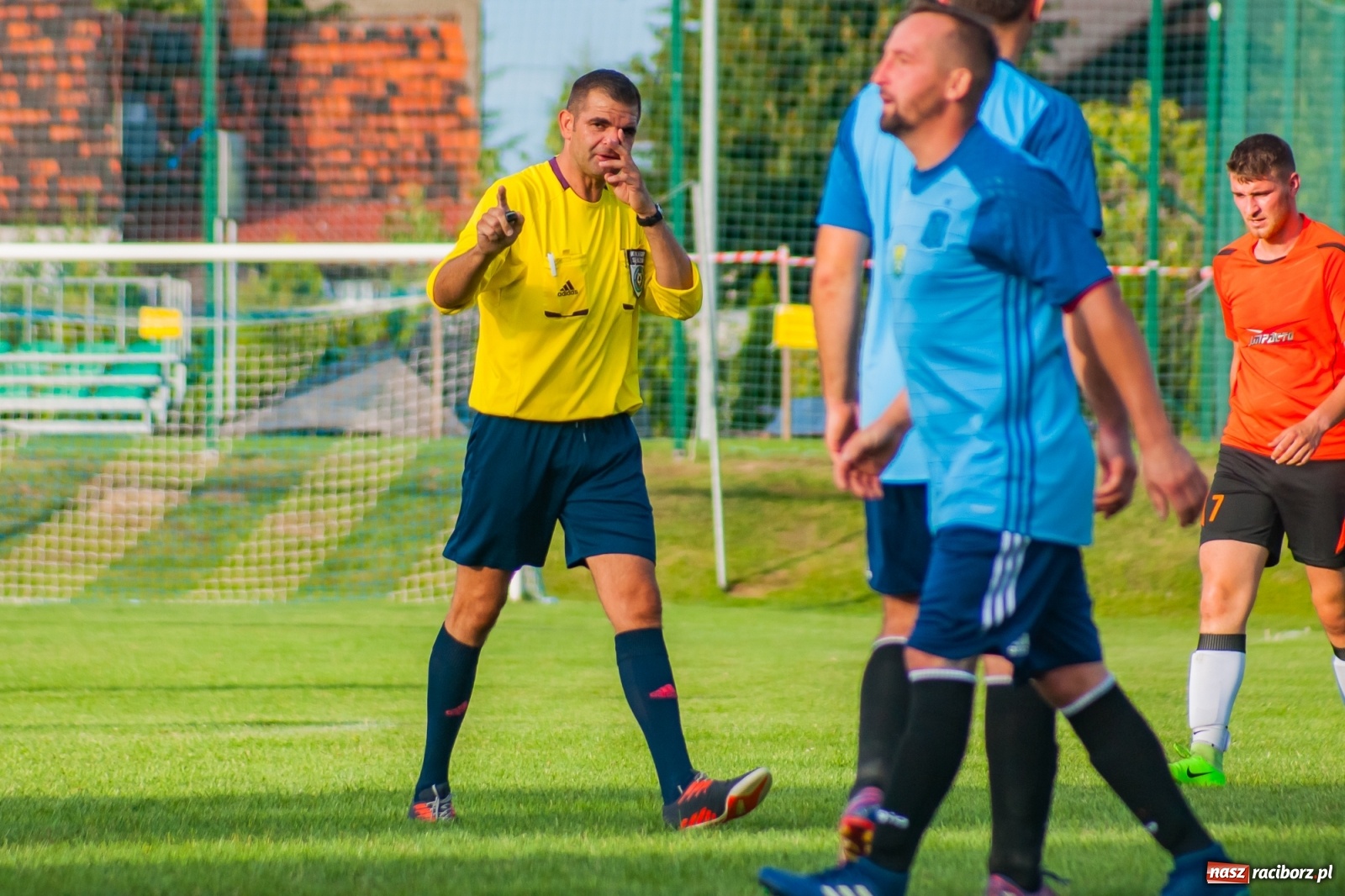 Zdjęcie w galerii na portalu naszraciborz.pl: Jak Feniks z popiołów. Chałupki pokonały Rudy [FOTO i WIDEO] wiadomości z regionu